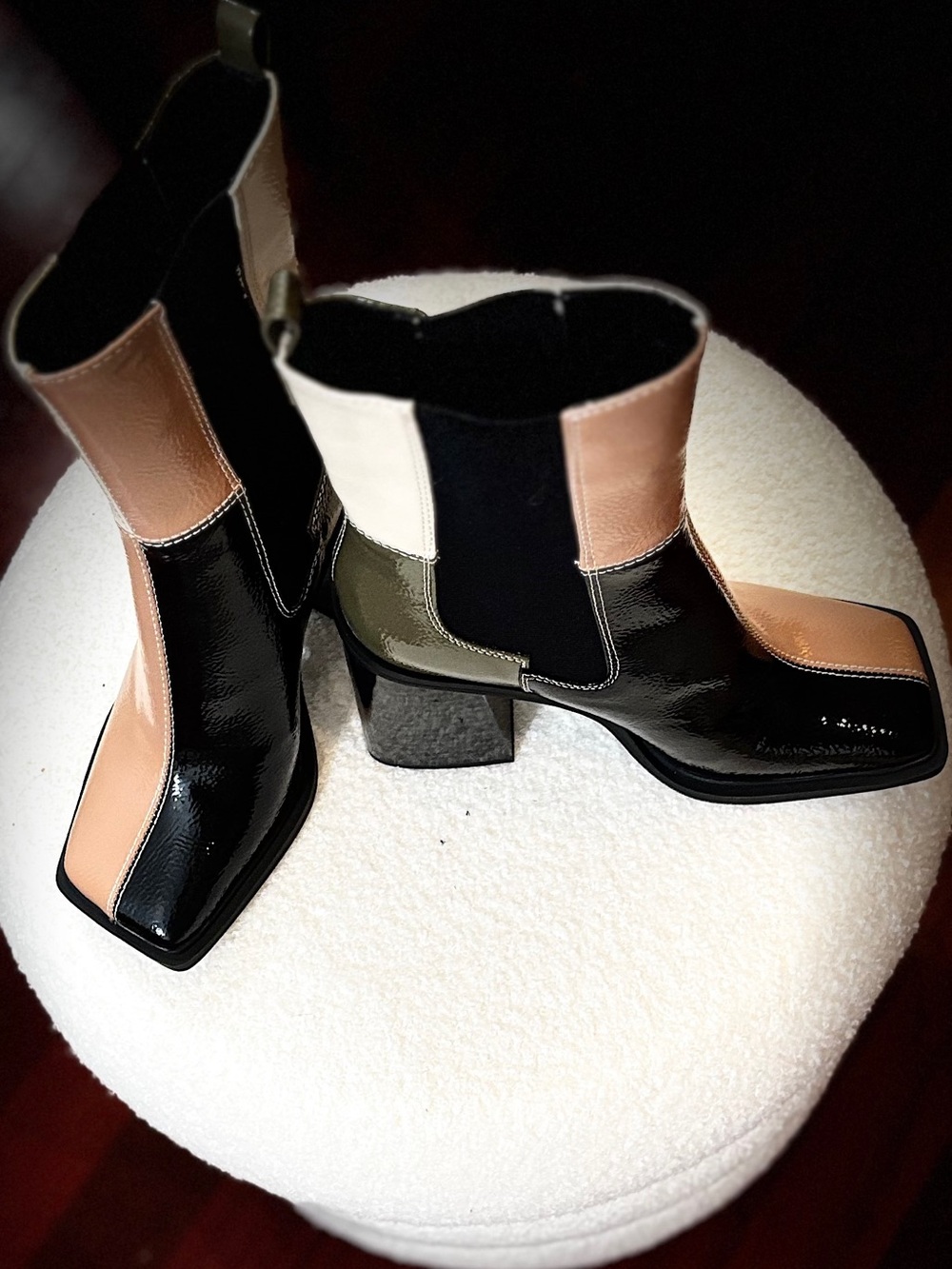 Circus by Sam Edelman Patent Leather Elastic Side Pull On Lauren Booties NWOT - Picture 10 of 10